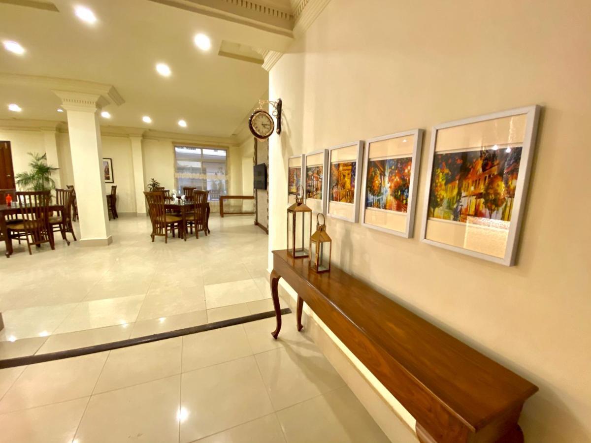 Shelton'S Rezidor House Hotel Peshawar Luaran gambar