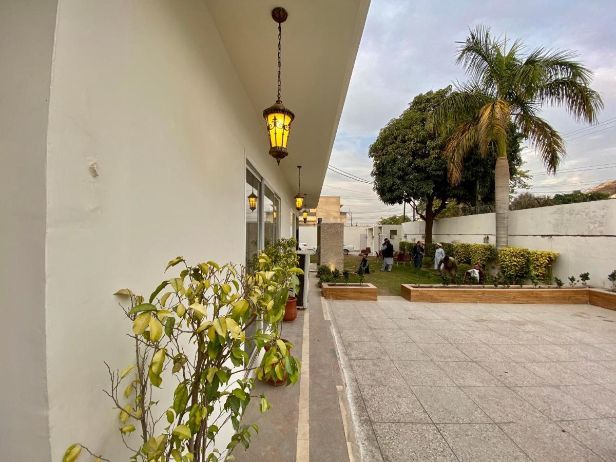 Shelton'S Rezidor House Hotel Peshawar Luaran gambar